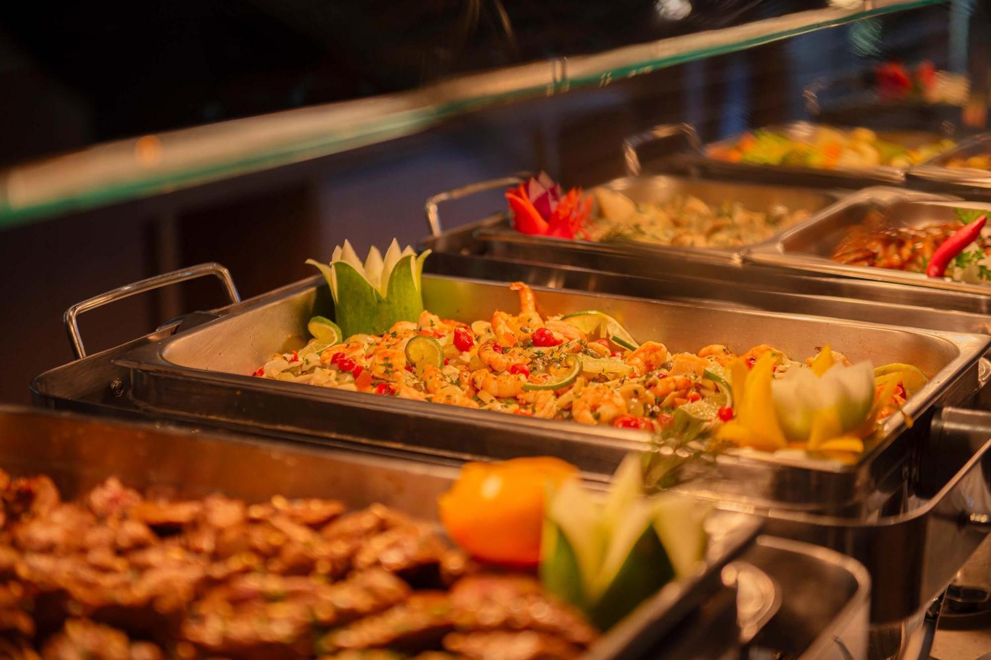Hotel Deville Prime Salvador Exterior foto A chafing dish